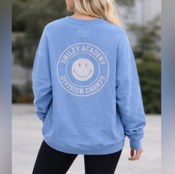 aerie Tops - XS Aerie Oversized Crewneck Sweatshirt Smiley Academy Blue